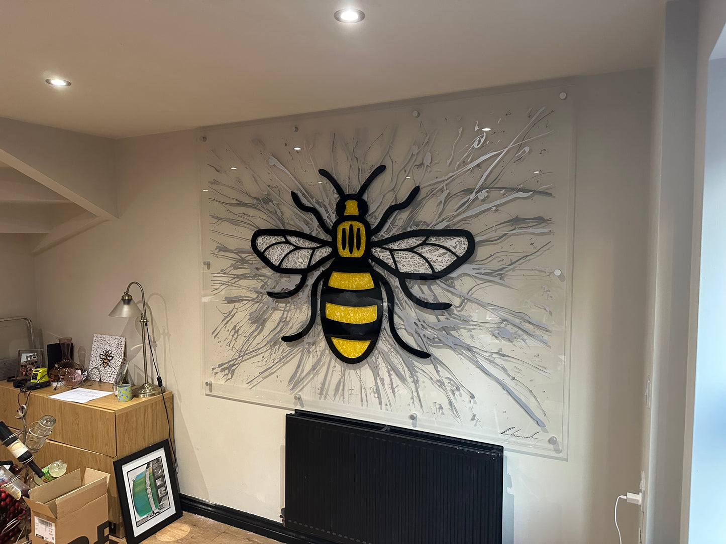 Manchester bee art in a unique and stylish design. Available in various sizes.